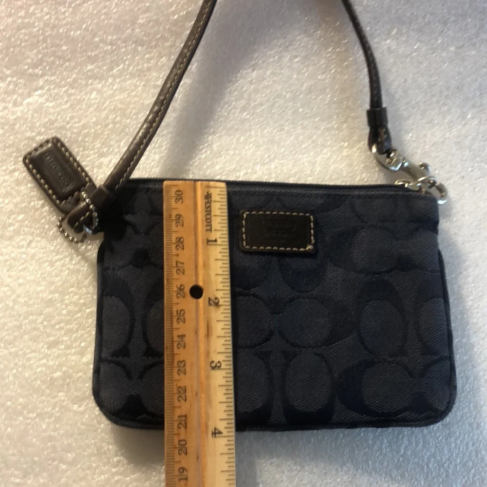 Coach Wristlet - Picture 2 of 9